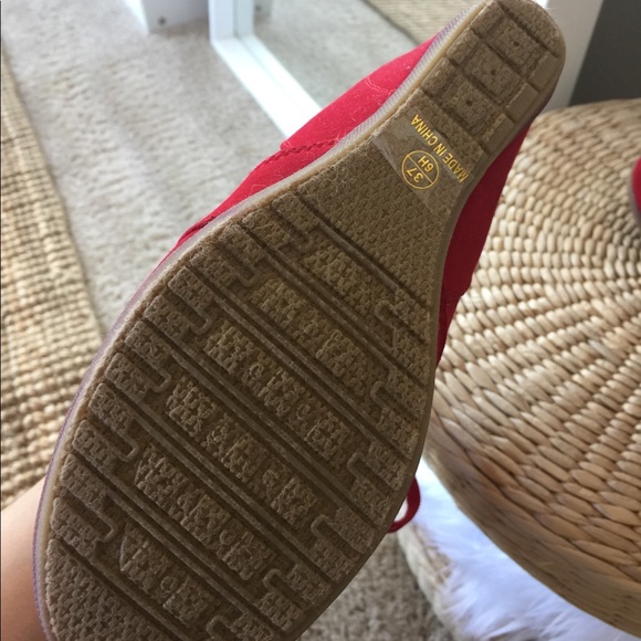 New - Picture 3 of 3